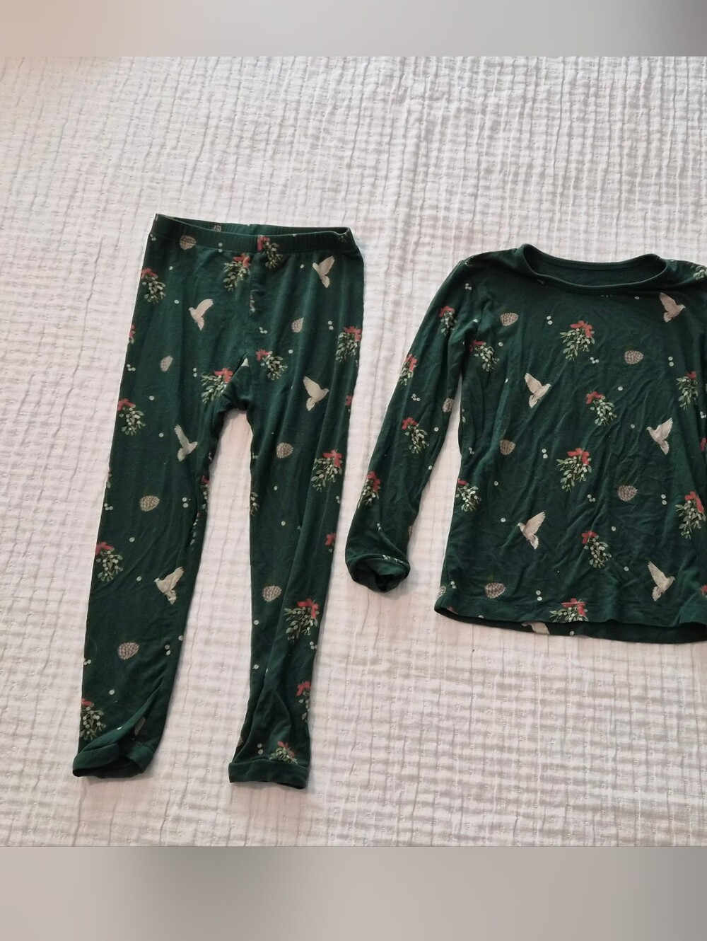 Kyte Baby Kids Dark Green Holiday Bird Print Pajama Set